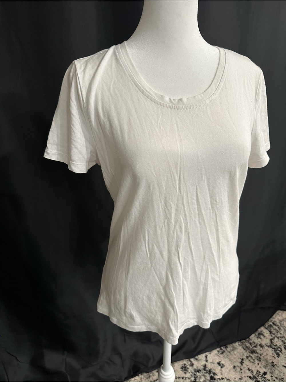 GNW White Scoop Neck Short Sleeve Tee - Picture 2 of 6